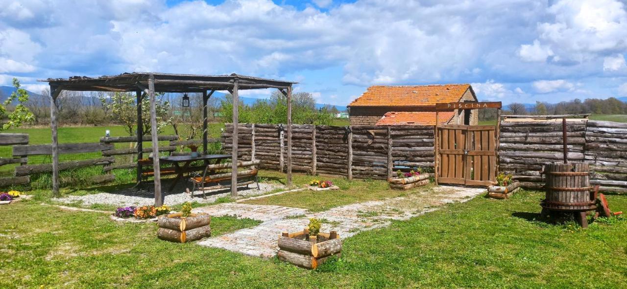 Casavacanze Pergolino del XVIII secolo immersa nel verde Acquapendente Esterno foto