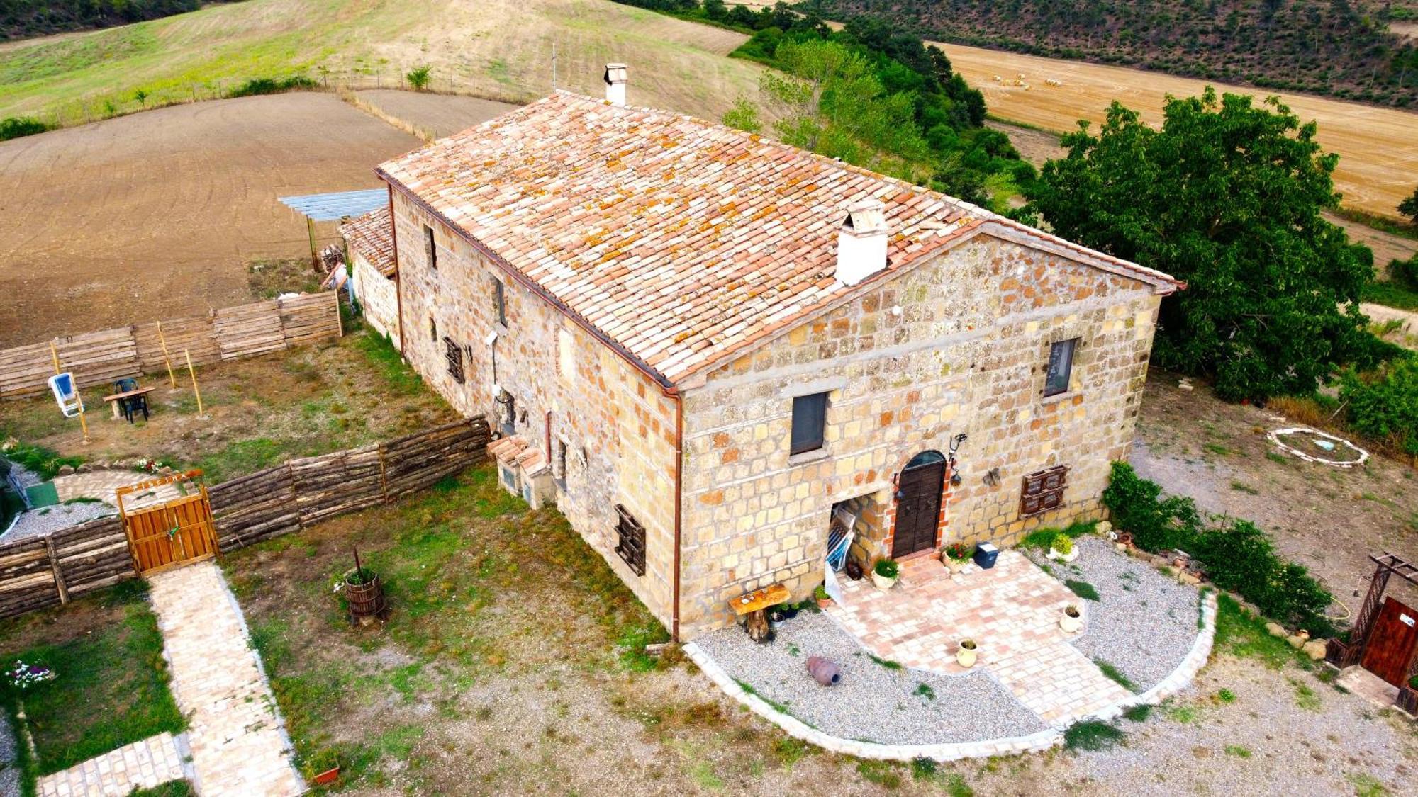 Casavacanze Pergolino del XVIII secolo immersa nel verde Acquapendente Esterno foto