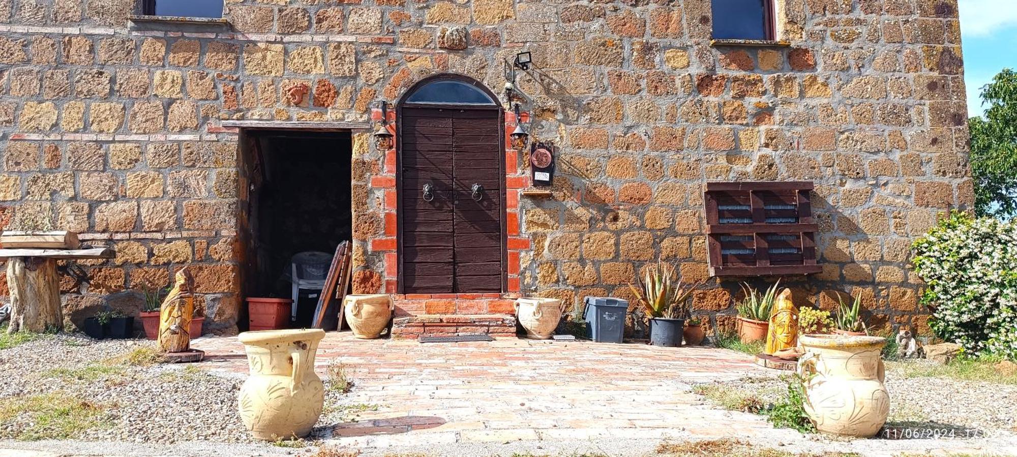 Casavacanze Pergolino del XVIII secolo immersa nel verde Acquapendente Esterno foto
